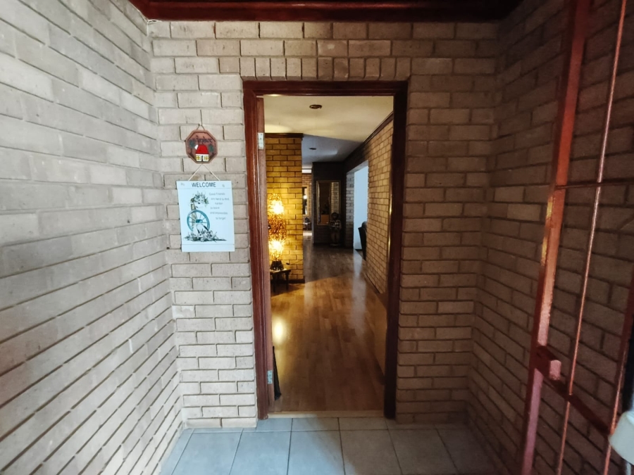 3 Bedroom Property for Sale in Mooinooi North West